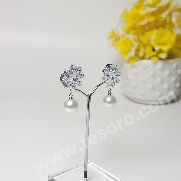 Pearl earrings Crystal Blue stone Star style